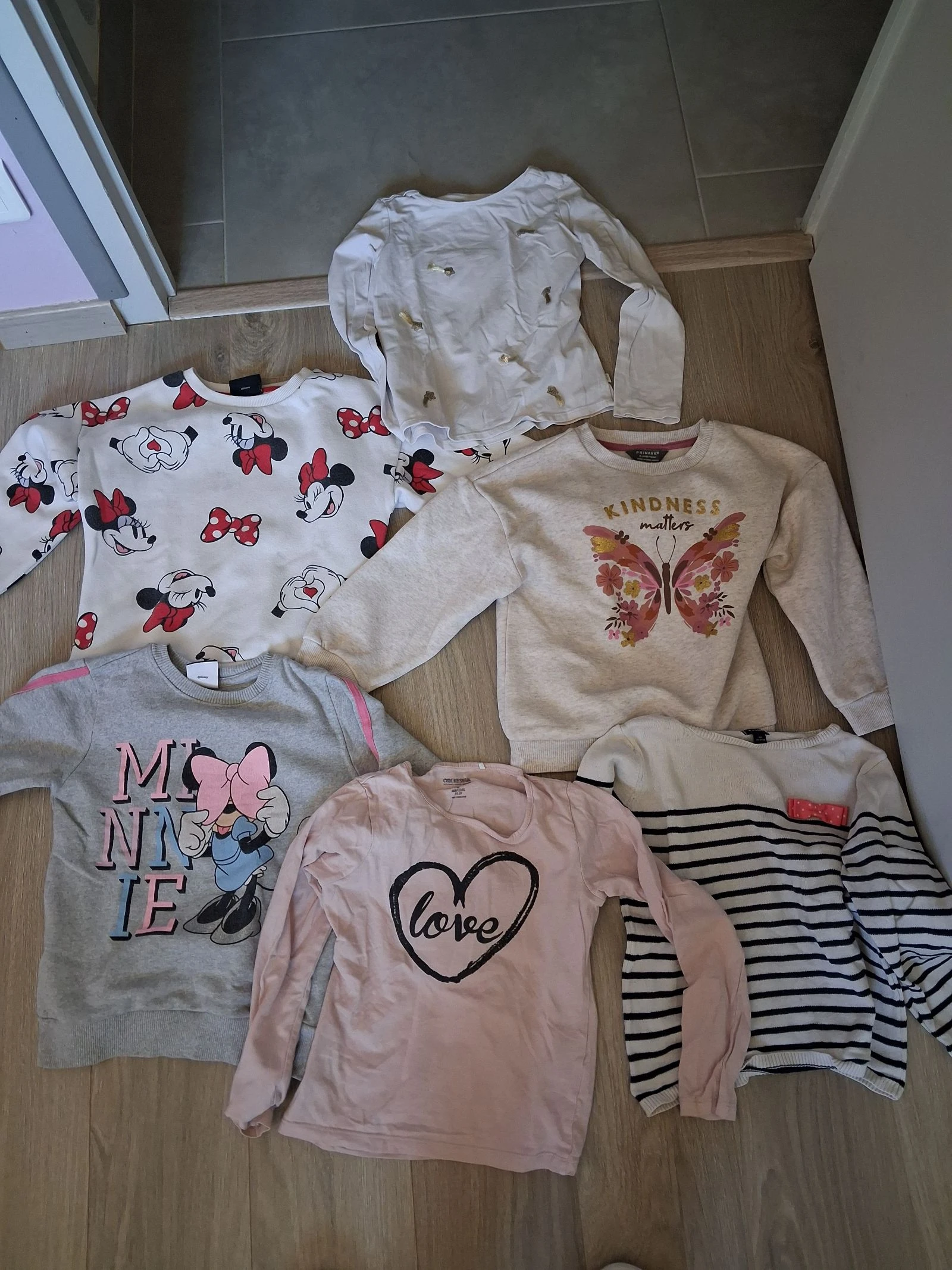 Lot pull 6 ans 